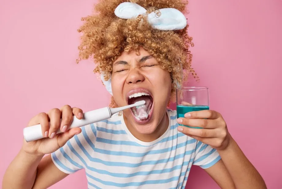 Jakie nawyki niszczą efekty codziennej higieny jamy ustnej?